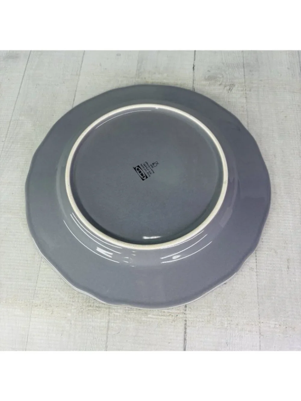 Ikea of Sweden ARV GRAY 15541 Scalloped Portugal Earthenware Dinner Plates Set 4